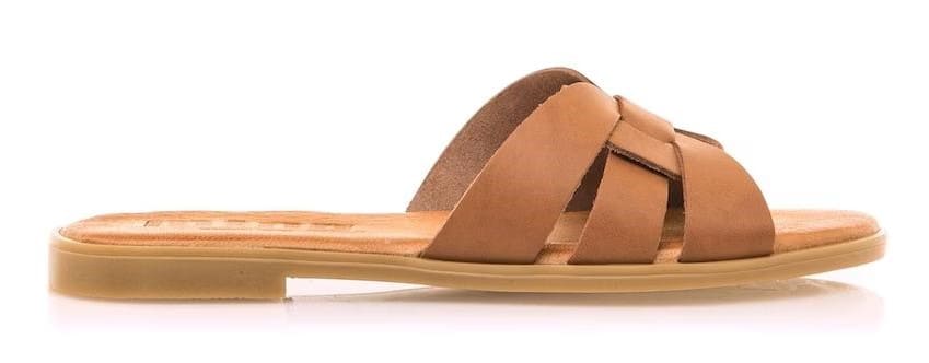 Sandalias planas con pala cruzada Mustang