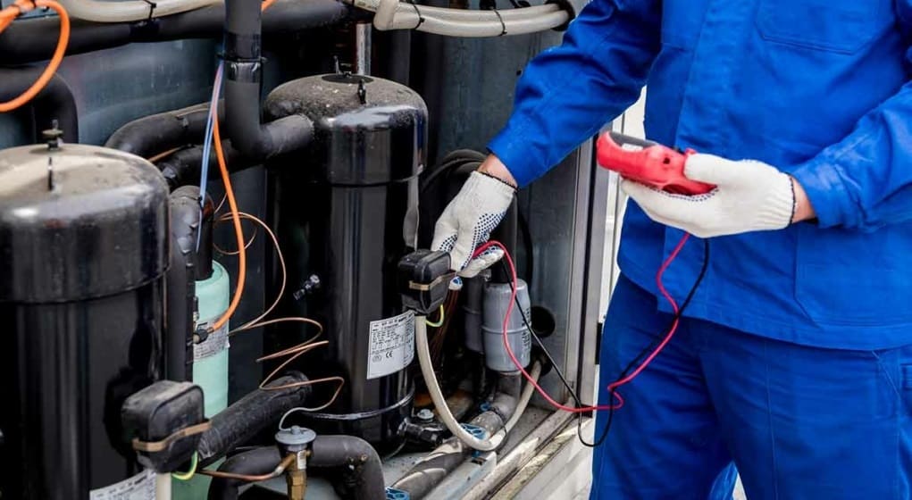 Técnico de mantenimiento, una profesión muy demandada en verano