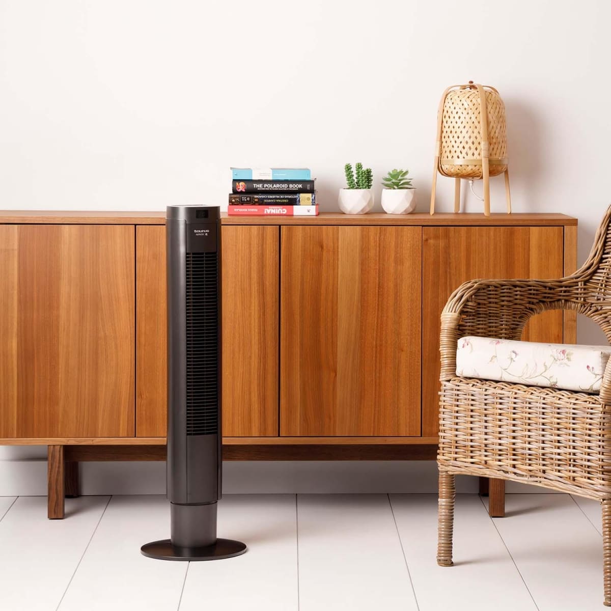 El ventilador de torre Taurus Babel II RCH con 30 W en Carrefour