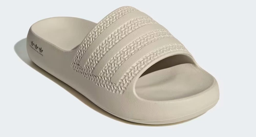 Las chanclas Adilette Ayoon de Adidas