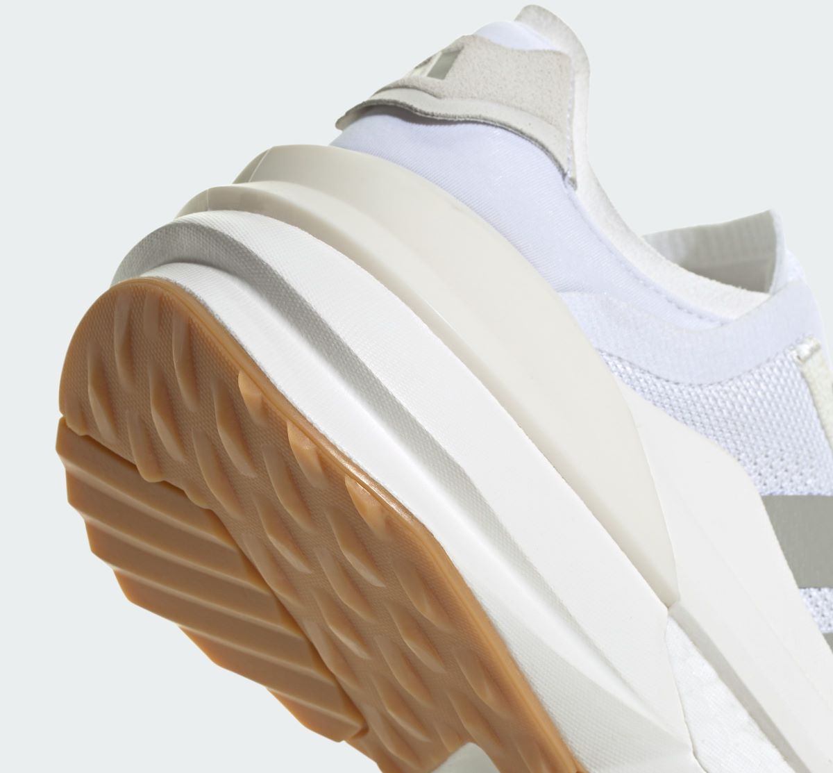 Zapatillas Adidas AVRYN_X