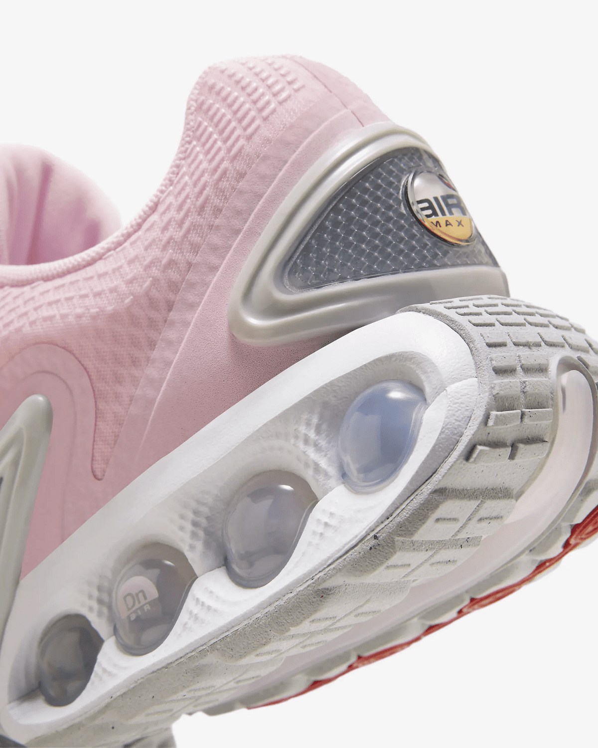 Las nuevas zapatillas Nike Air Max Dn SE rosas con suela de plataforma