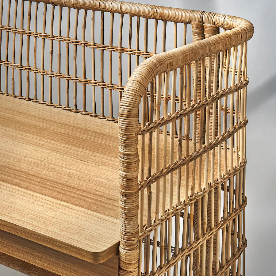 El nuevo escritorio de ratán de la serie FRYKSÅS de Ikea