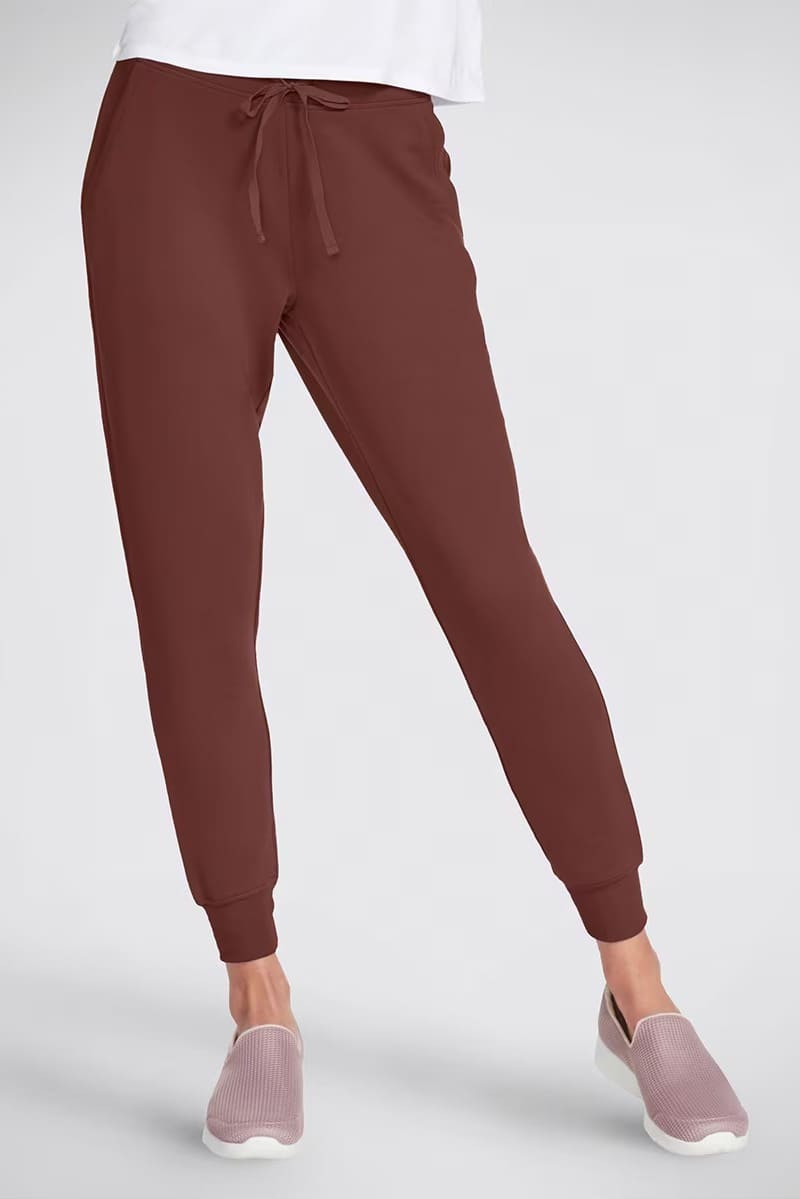 El pantalón de mujer Restful Jogger de Skechers en El Corte Inglés