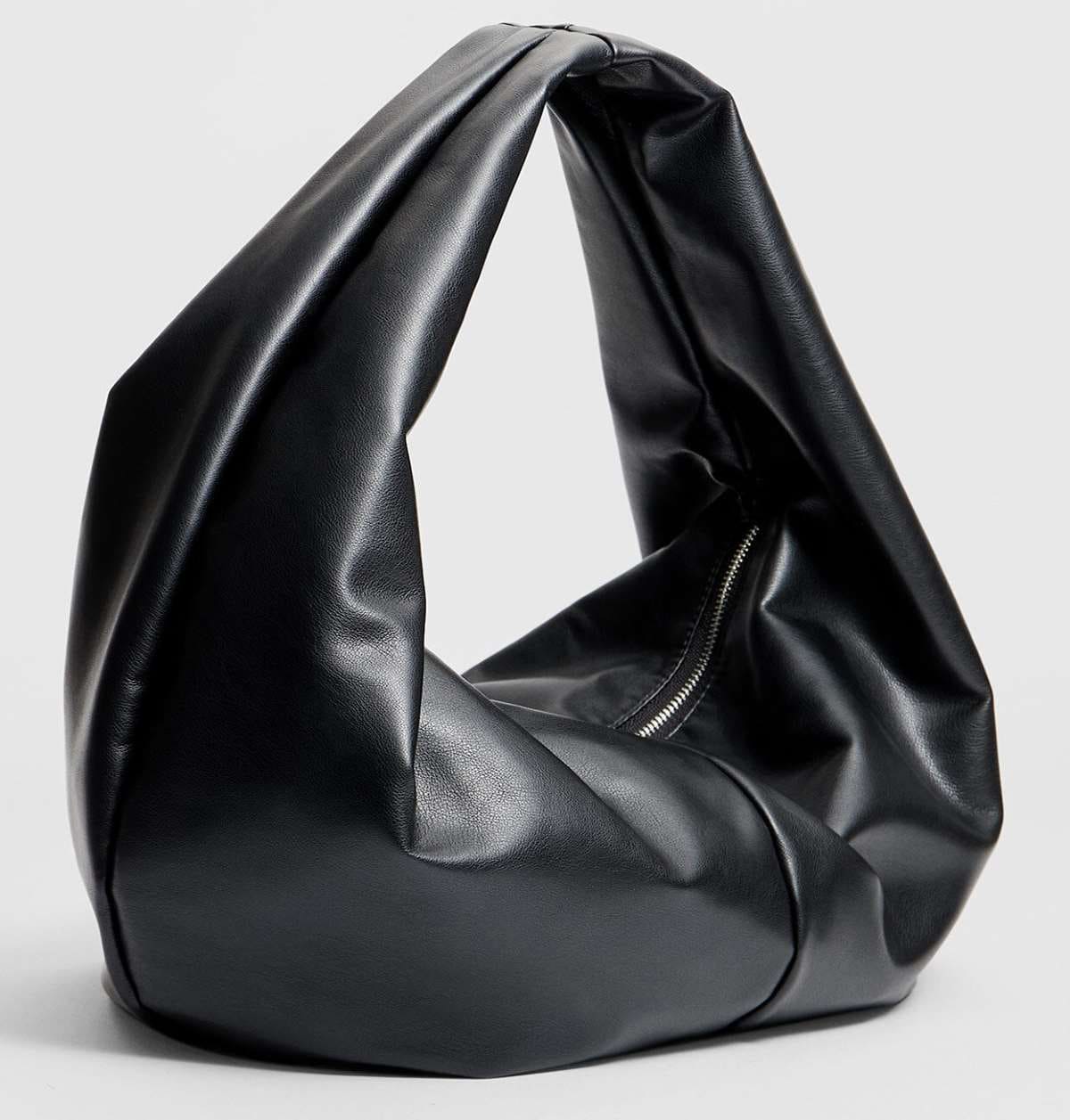 Bolso hombro luna de Stradivarius