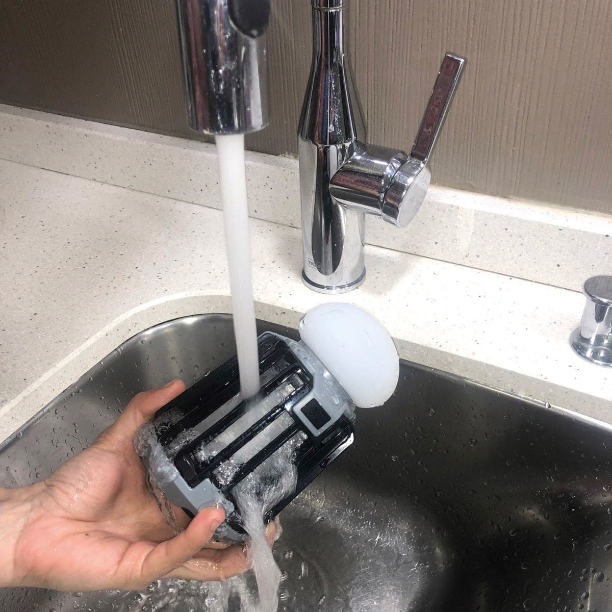 Lámpara UV antimosquitos Jata MIB9N de Decathlon