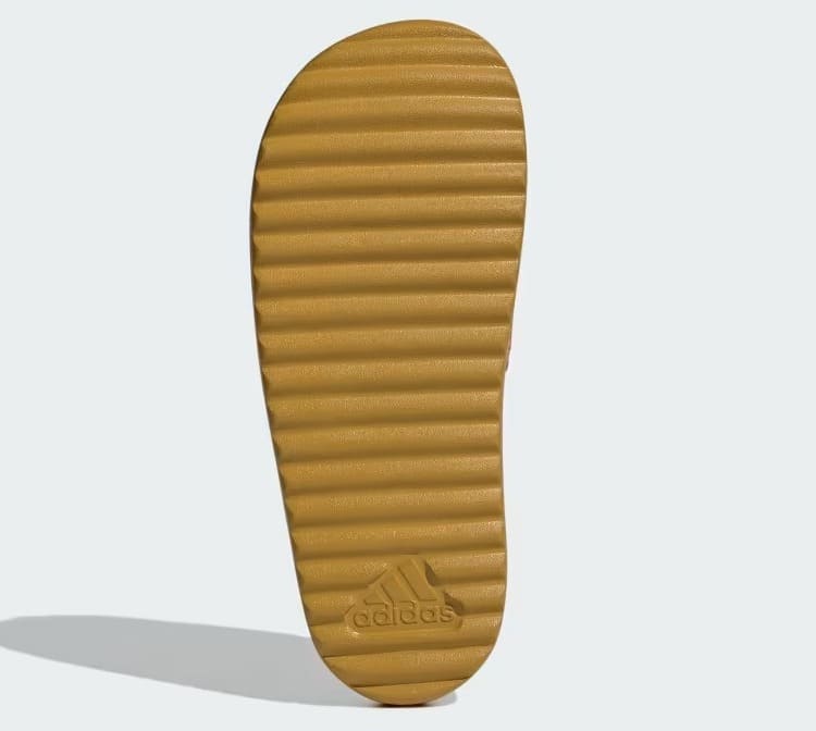 Las chanclas Adilette Platform de diseño tropical de Adidas