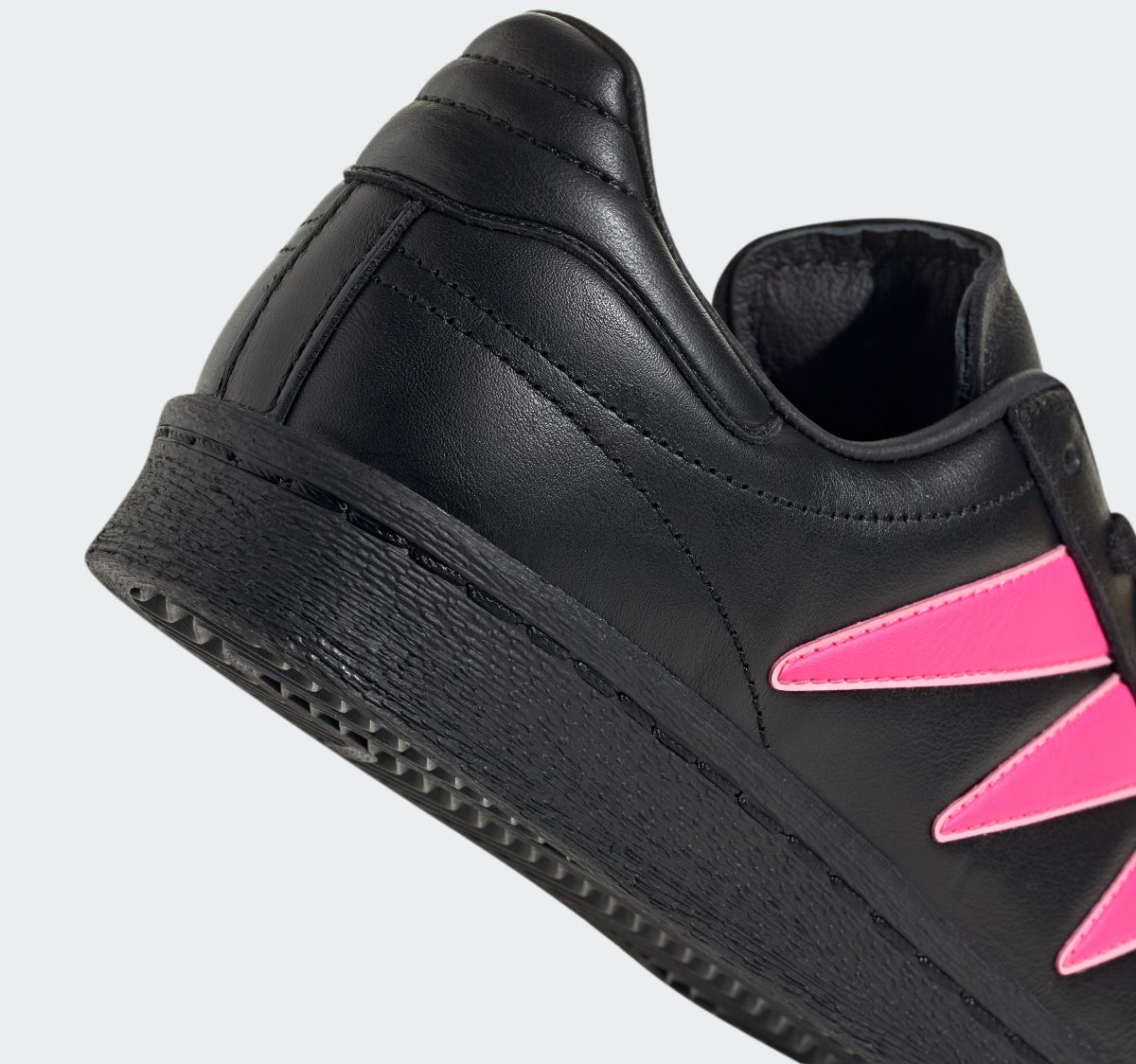 Zapatilla Adidas Superstar 82