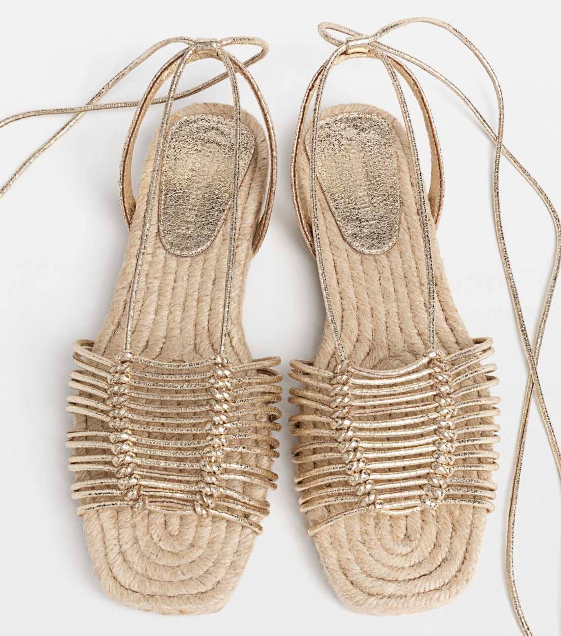 Alpargatas cuerdas metalizadas de Stradivarius