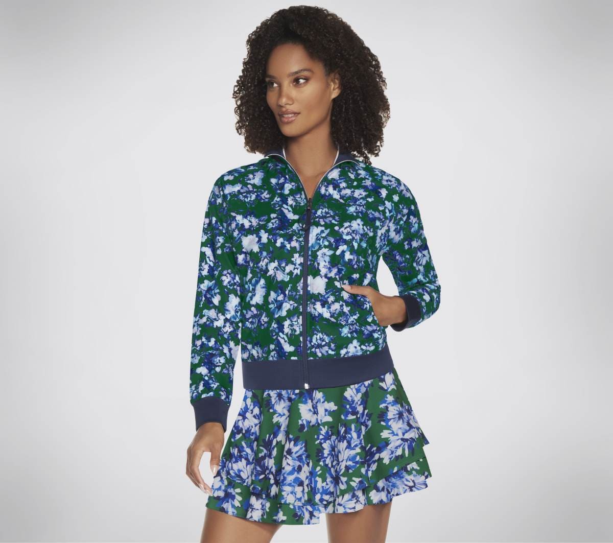Conjunto Fairway Floral Reversible Jacket y Skort de Skechers