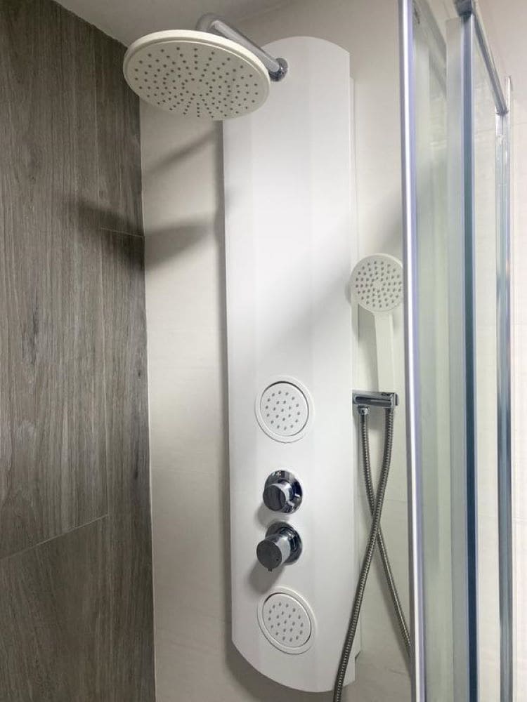 Columna de ducha SENSEA