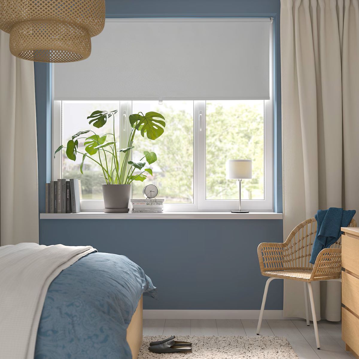 Estor opaco de la serie FÖNSTERBLAD de Ikea