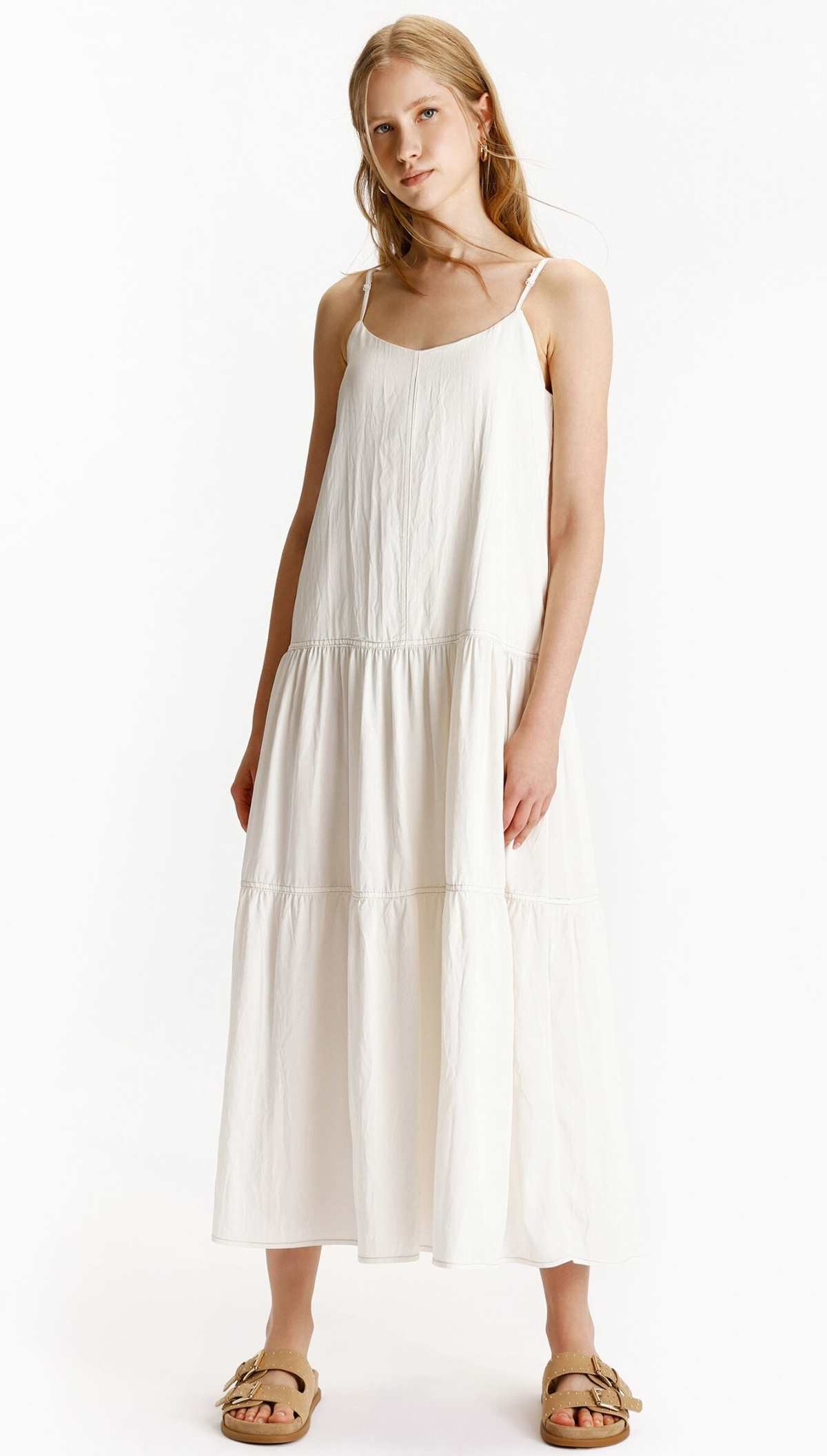 Vestido midi paneles de Lefties