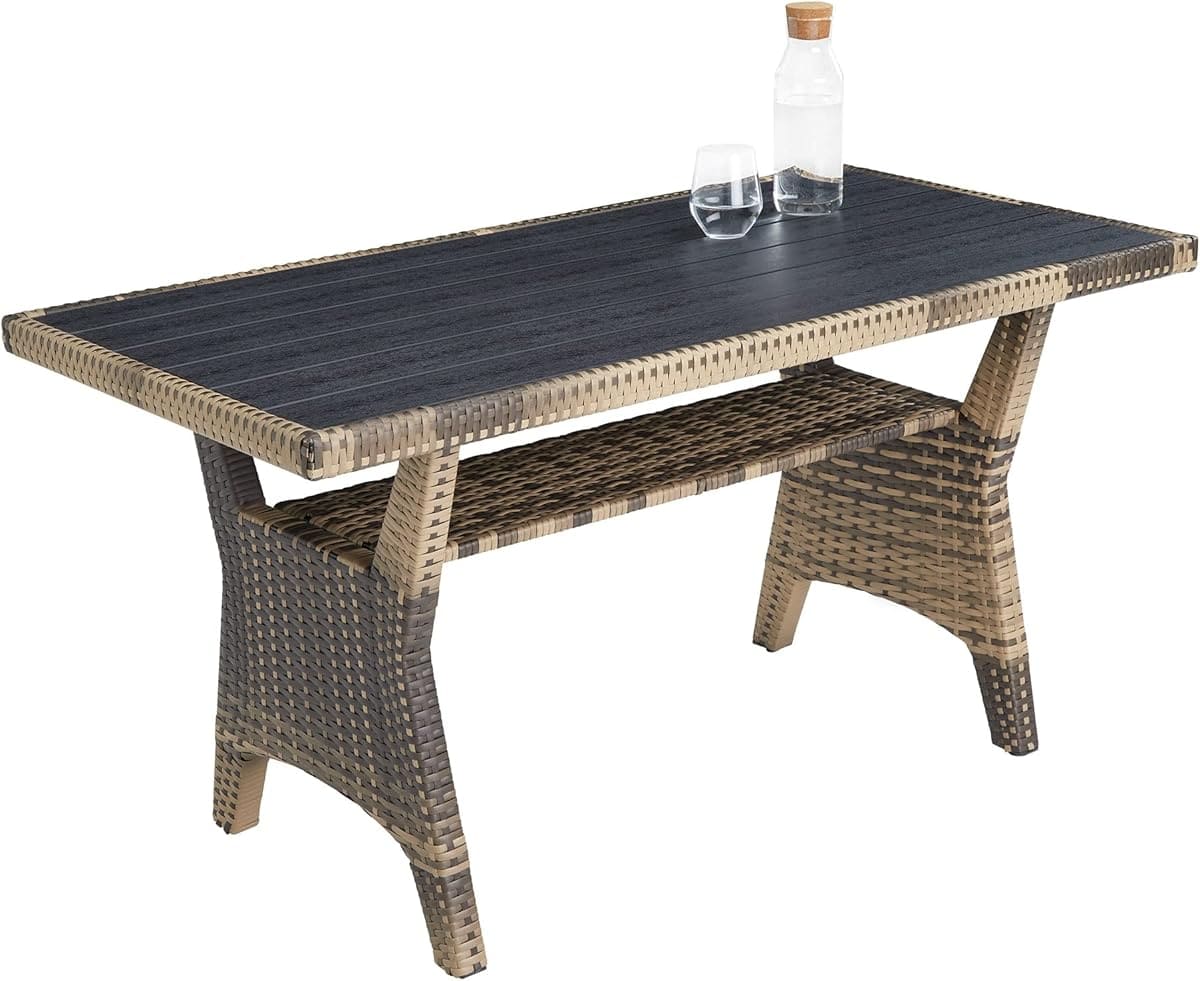 El conjunto de muebles de exterior de ratán con sofá esquinero y mesa de Amazon