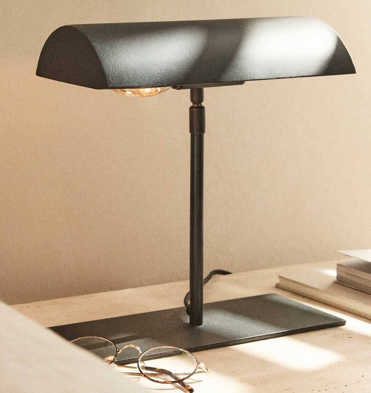 Lámpara baja mesa de Zara Home