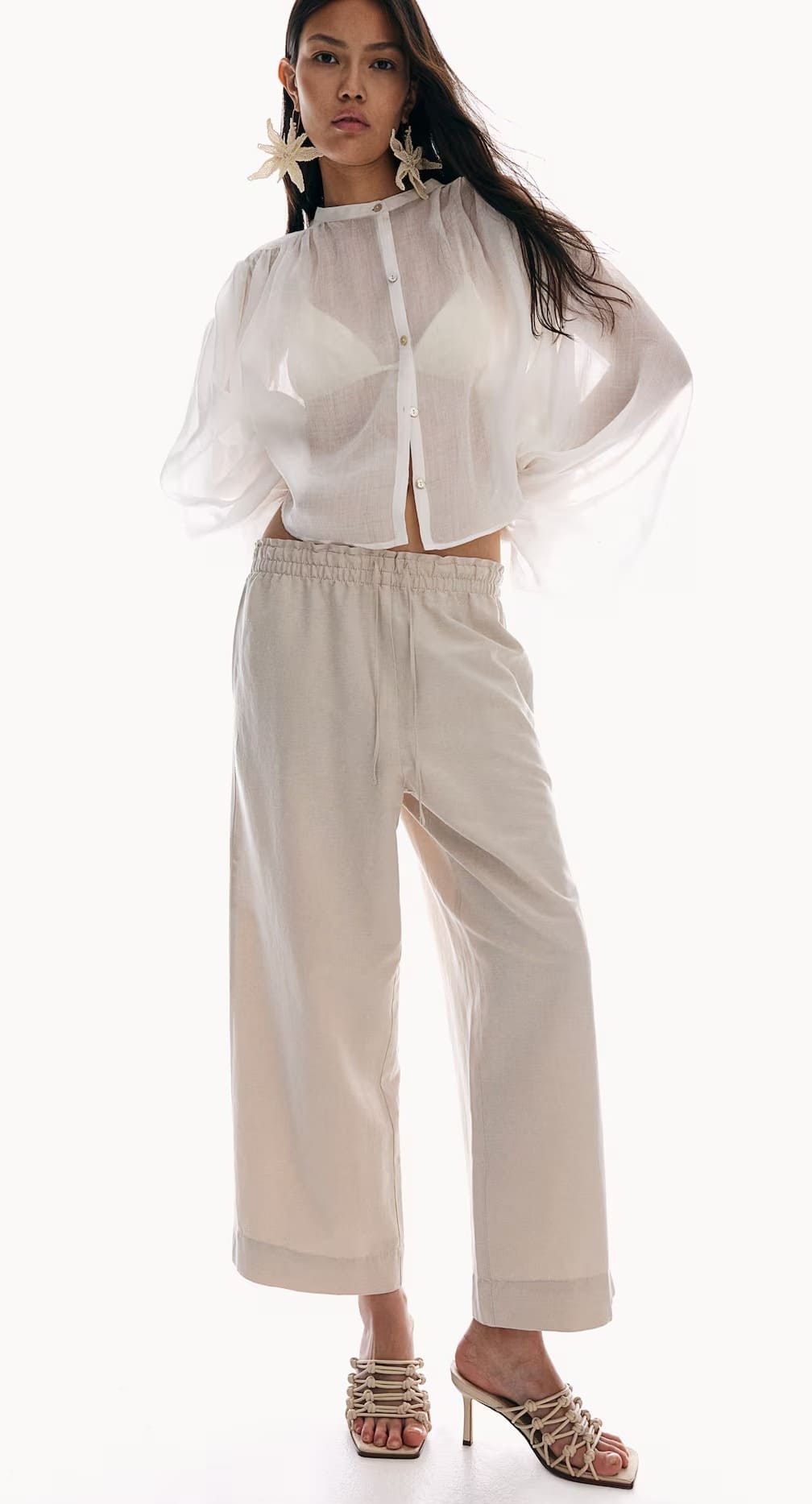 El pantalón en mezcla de lino de H&M