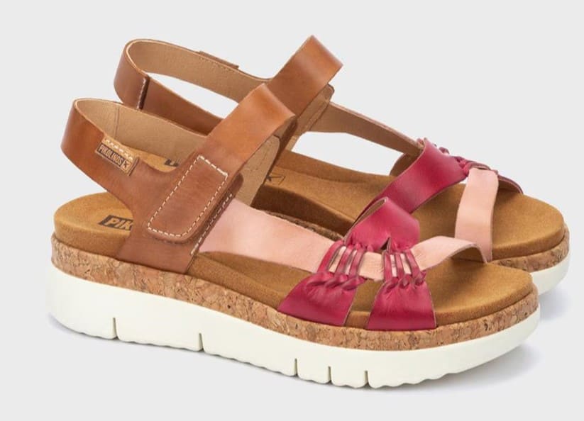 Sandalias de cuña con cierre adherente