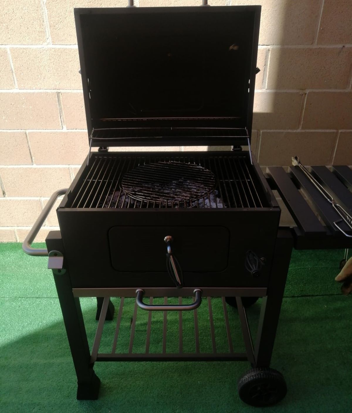 Barbacoa de carbón KESSER de Amazon