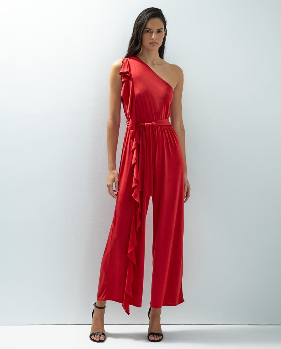 El mono asimétrico con volante de color rojo de Sfera en El Corte Inglés