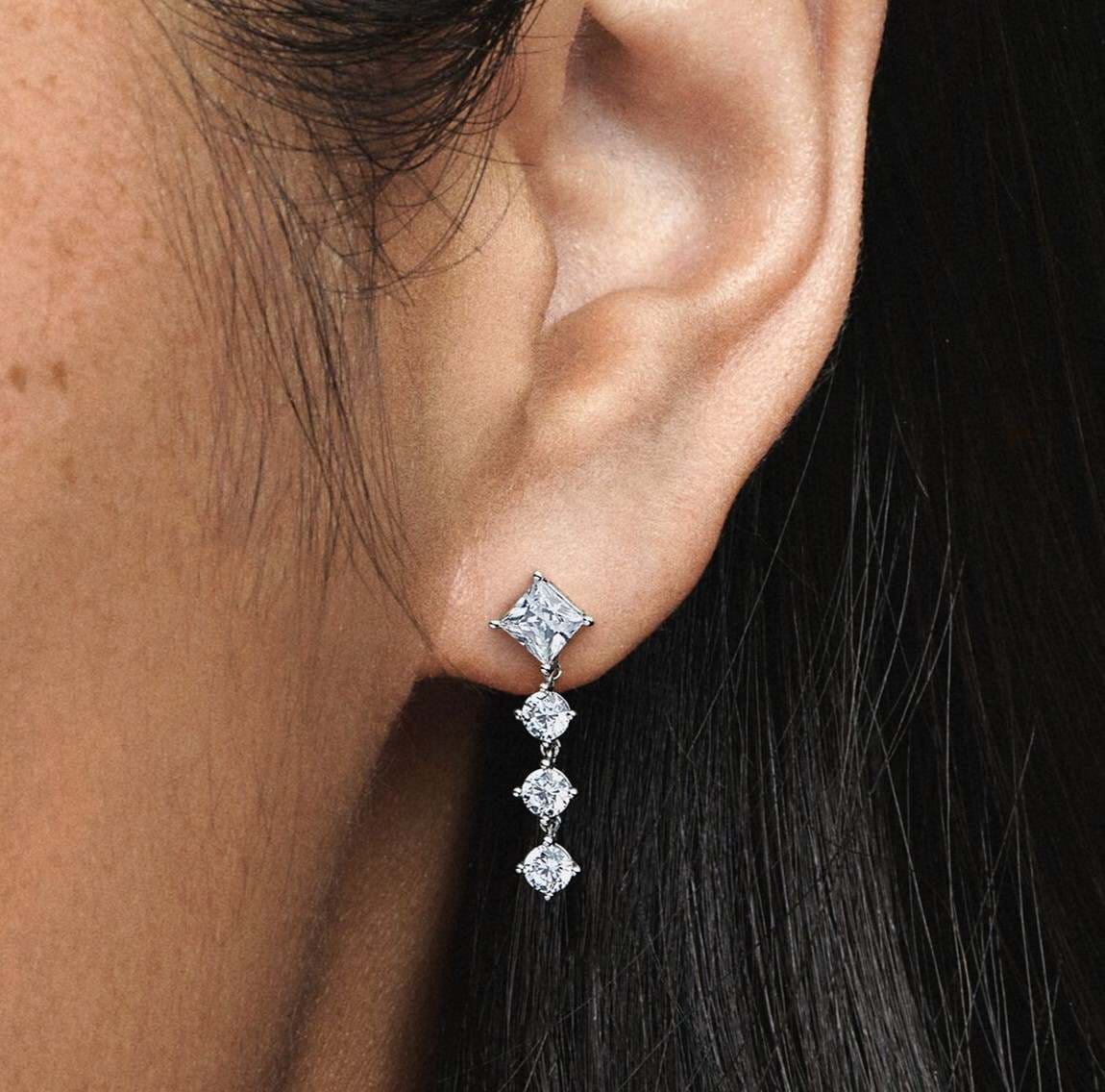 Pendientes Colgantes Círculo y Cuadrado Brillantes de Pandora