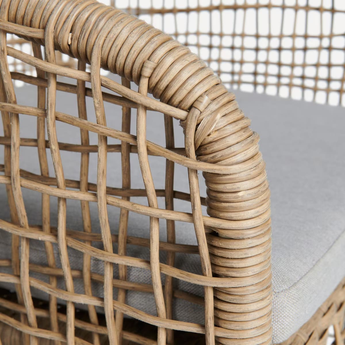 La colección de comedor de jardín Bresa con mesa y cuatro sillas de El Corte Inglés