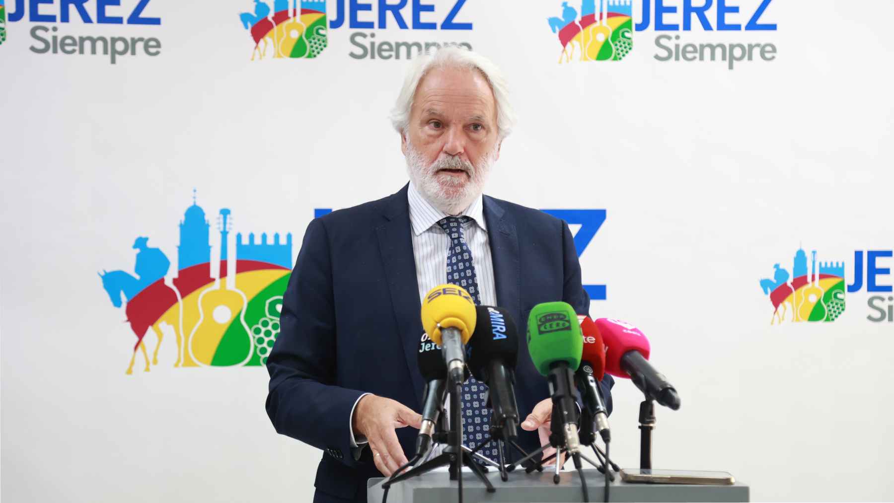 Agustín Muñoz informó de los acuerdos en la Junta de Gobierno Local