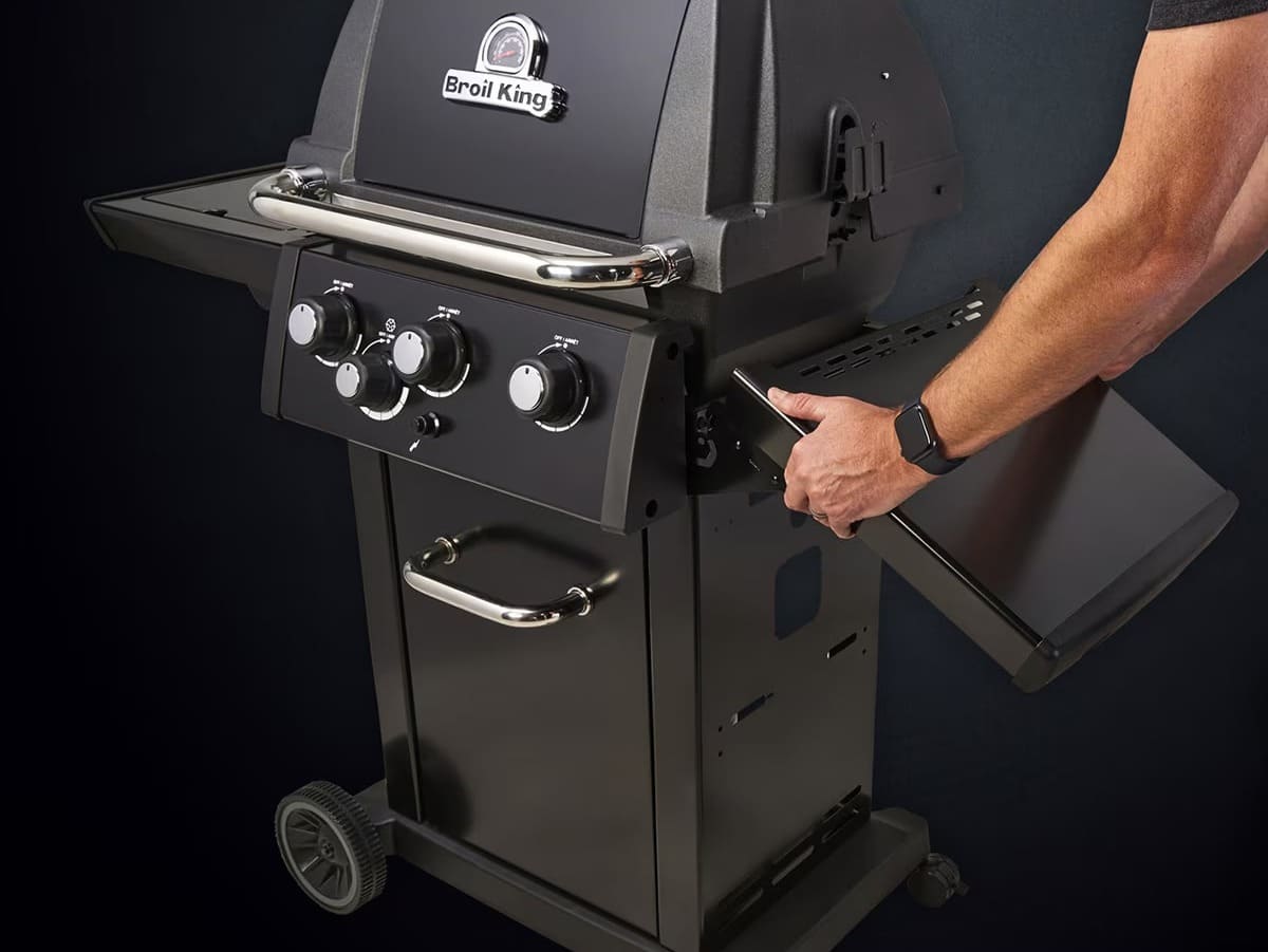 La barbacoa de gas con 3 + 1 quemadores Royal 340 Shadow Broil King de El Corte Inglés