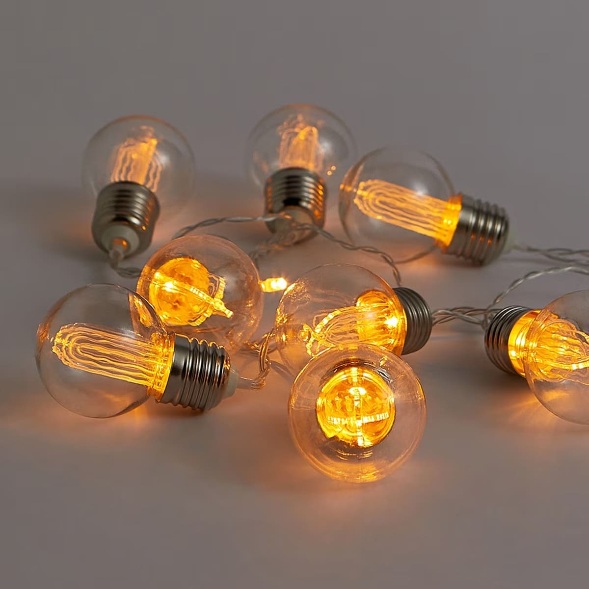 La guirnalda solar con 10 luces LED Edison de El Corte Inglés