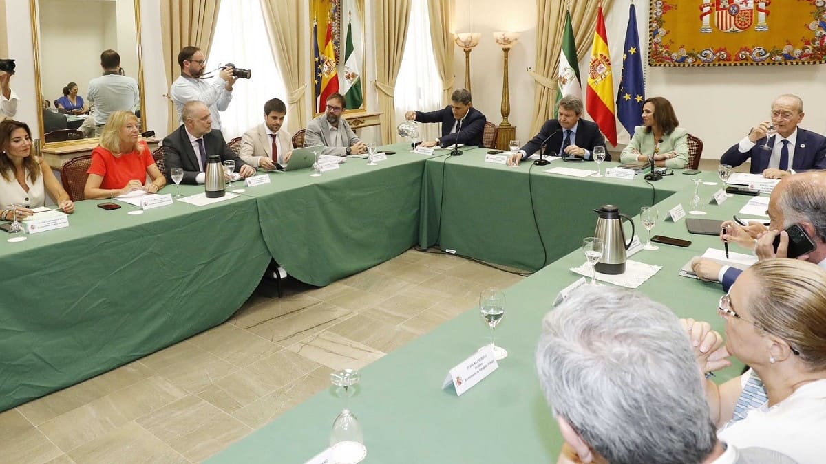 Un momento de la reunión celebrada entre las diferentes administraciones