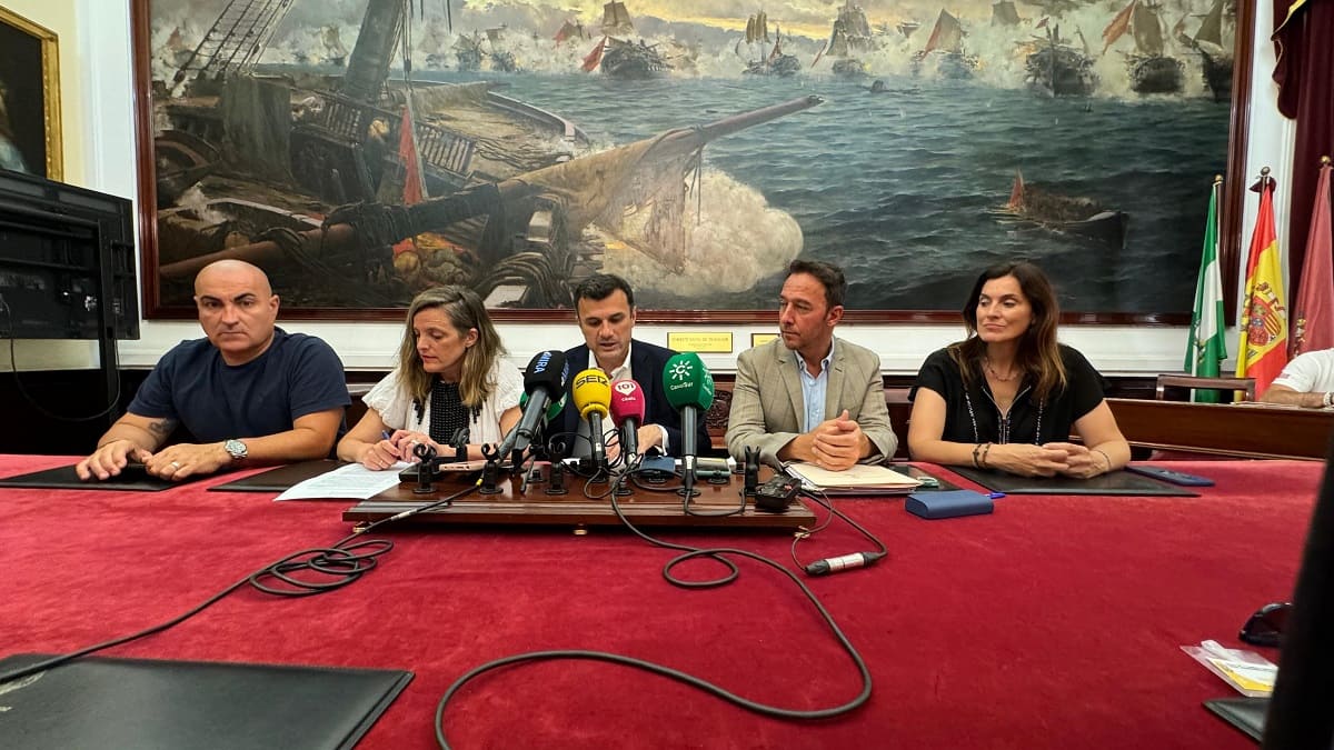 Bruno García, acompañado de parte de su Equipo de Gobierno