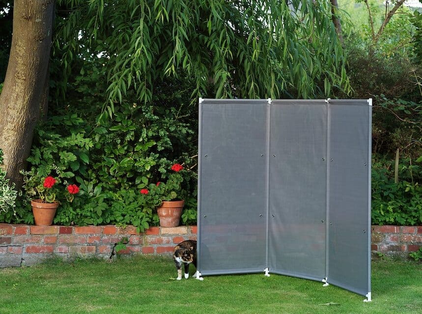 El paravientos de exterior gris YTTERSKÄR de Ikea