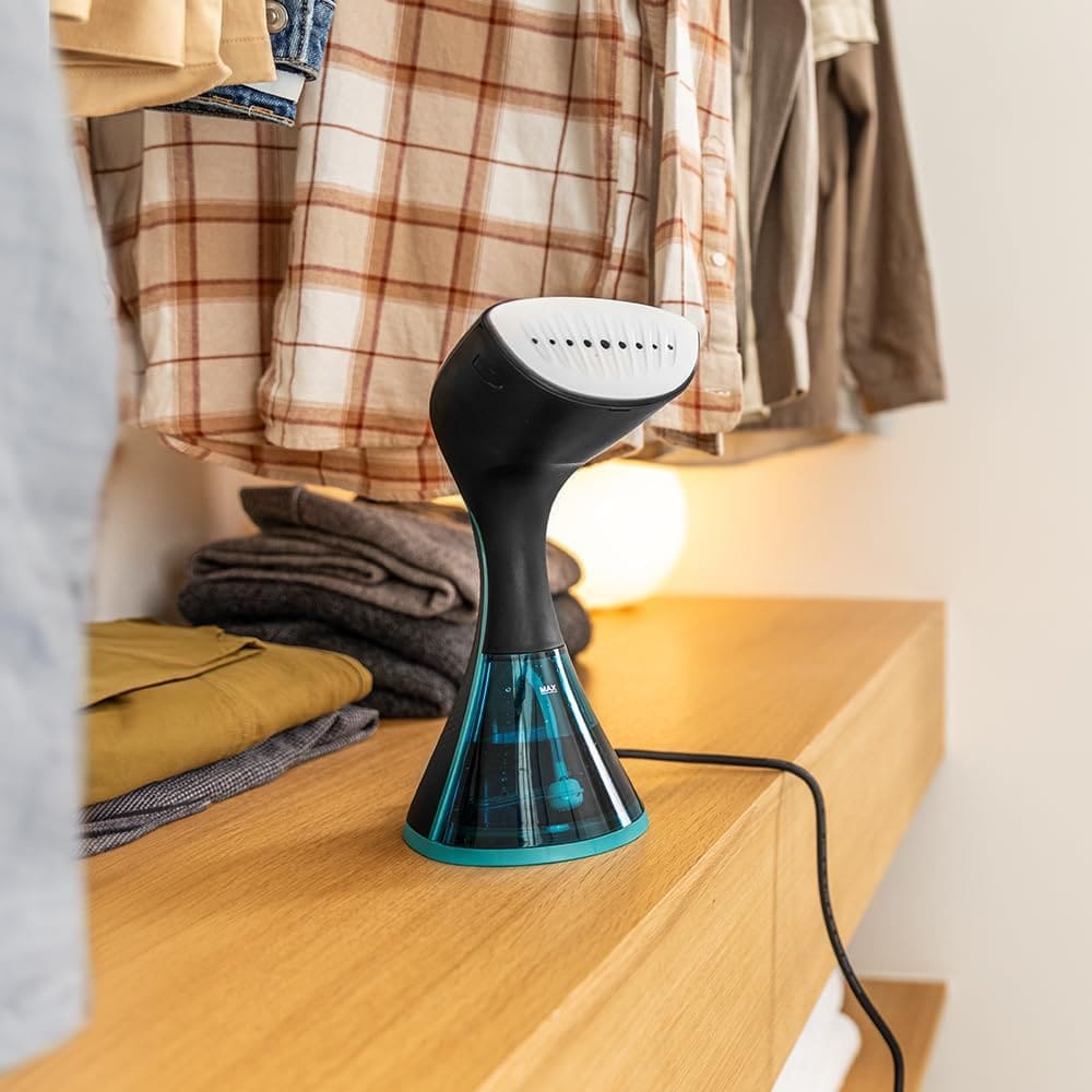 La plancha vertical de vapor IronHero 2100 Ultimate de Cecotec en Amazon