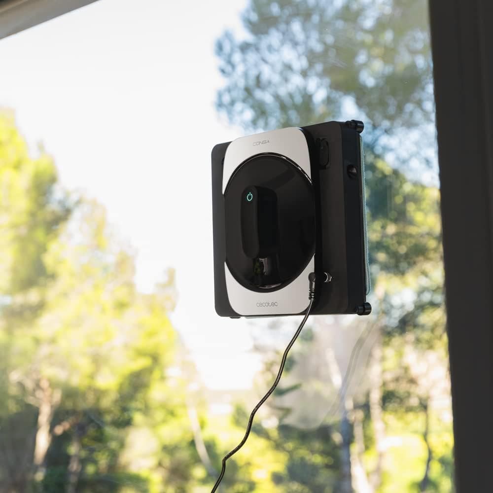 El robot limpiacristales inteligente Conga Windroid 1290 de Cecotec en Amazon