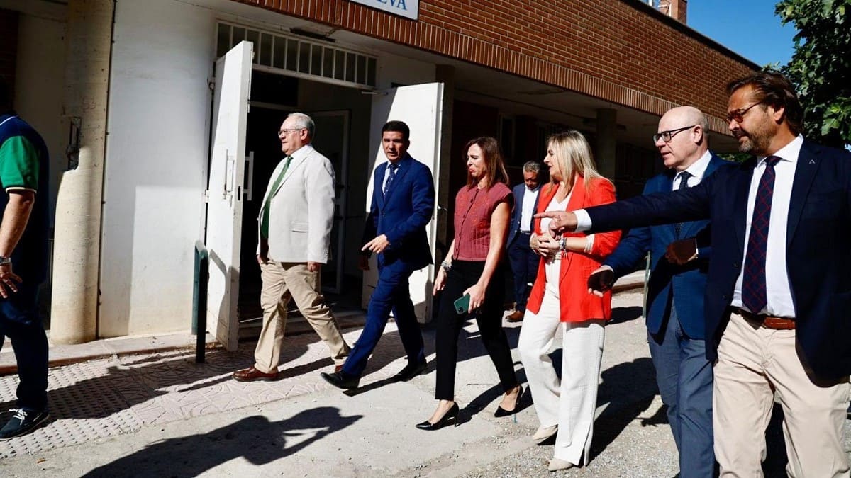 Las autoridades han recorrido las instalaciones