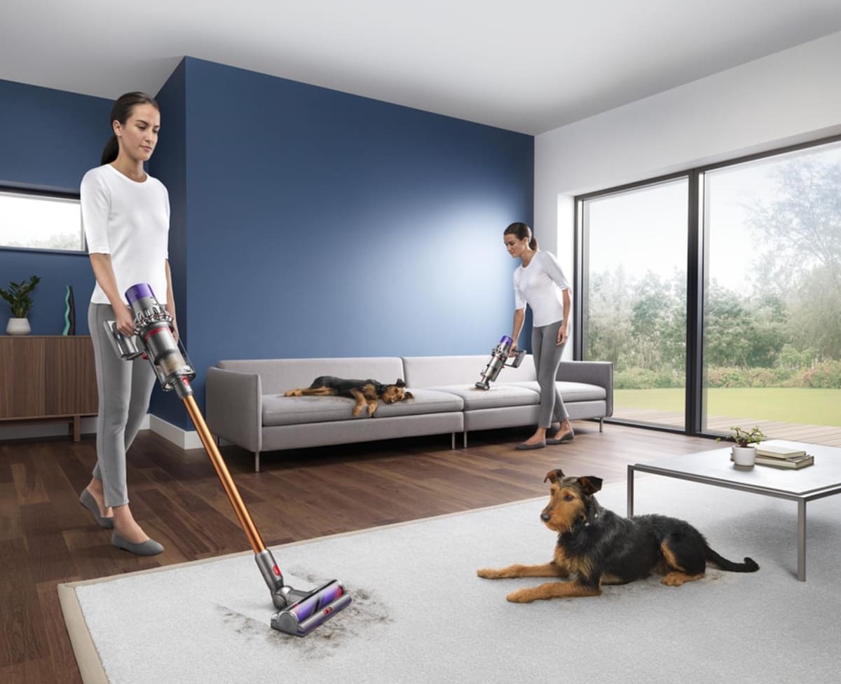 El aspirador de escoba Dyson V10 2 en 1 en Carrefour