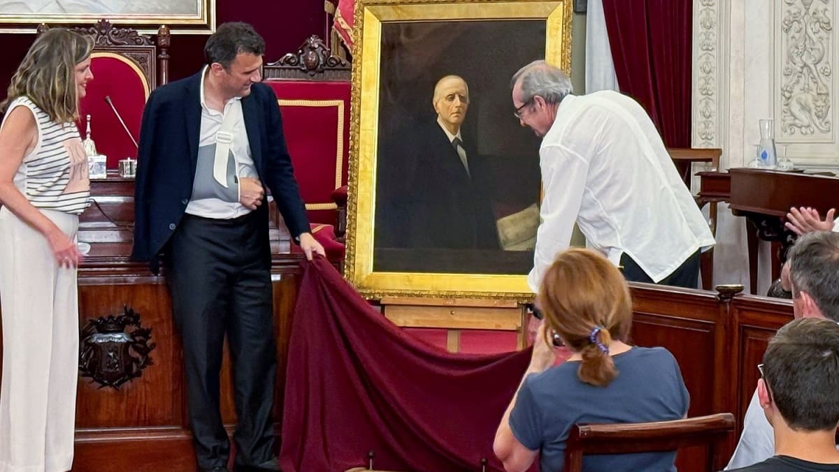 El acto ha tenido lugar en el Salón de Plenos del Ayuntamiento de Cádiz | Cristo García