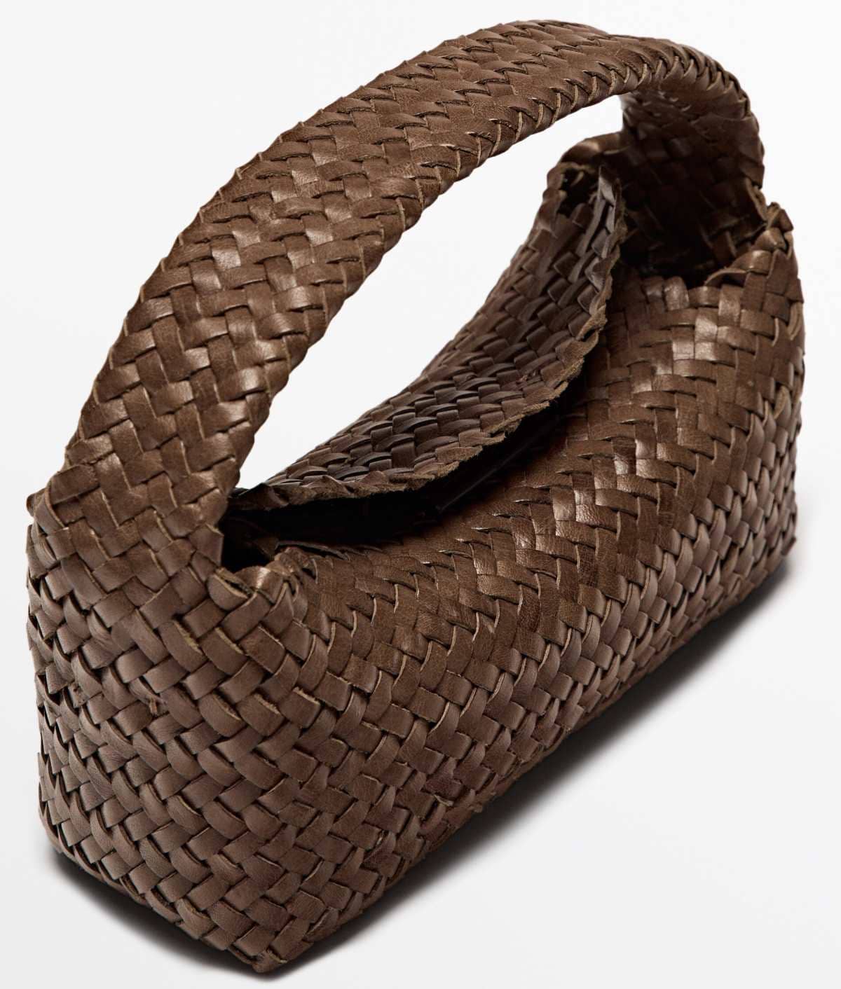 Bolso mini croissant piel napa de Massimo Dutti