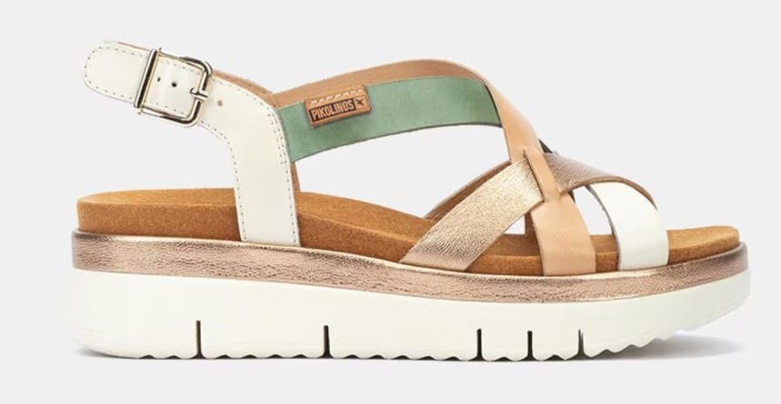 Sandalias planas Palma con cierre hebilla