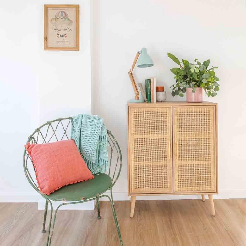 Armario de madera y rejilla WANDERLUST DECO