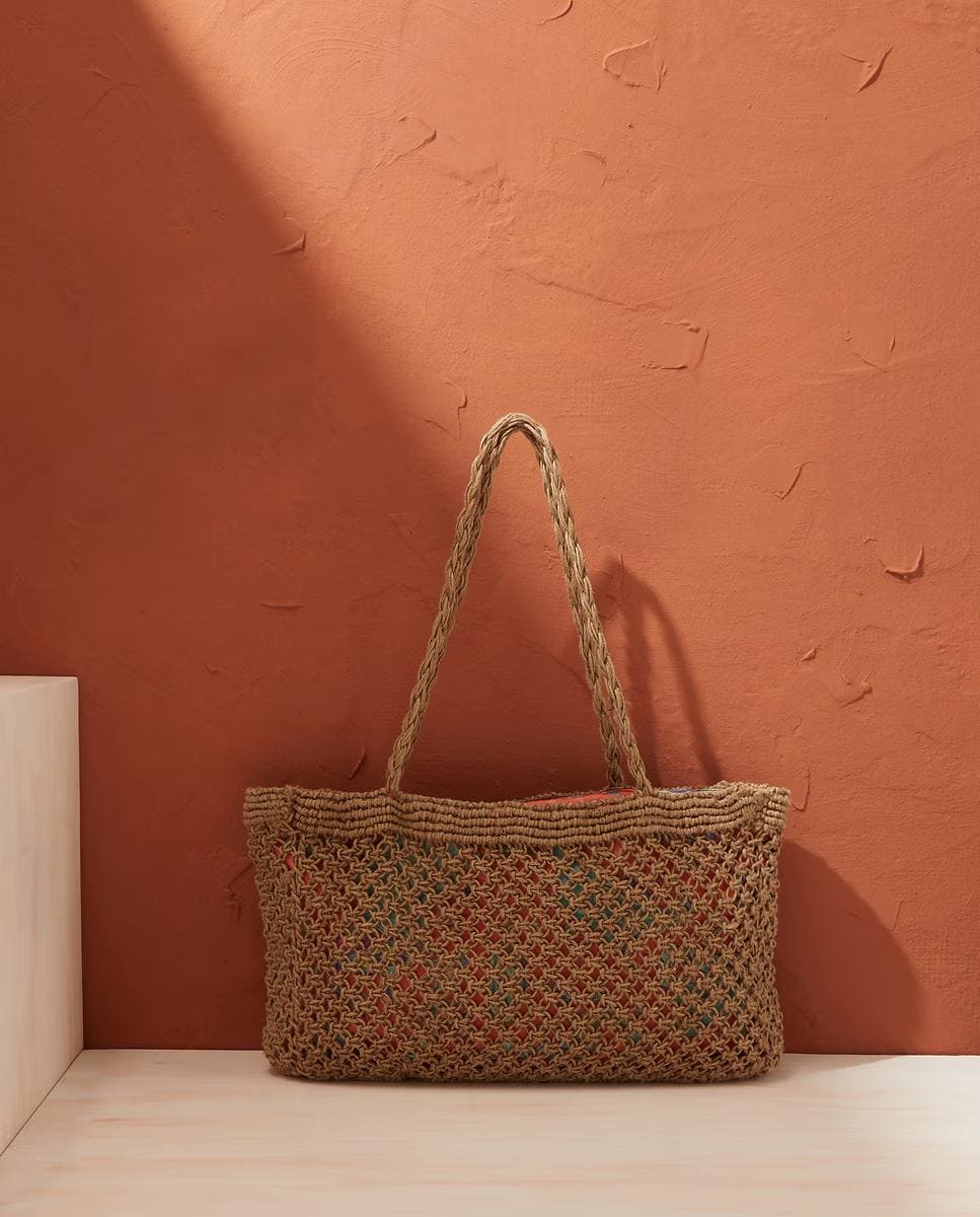 Maxi bolso de yute reversible con estampado pasley