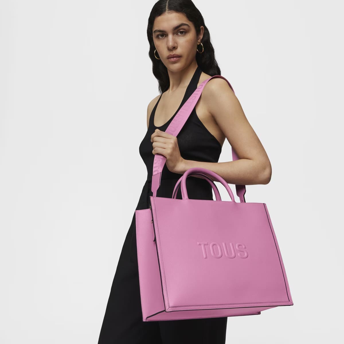 El bolso shopper grande Amaya rosa oscuro Tous Brenda