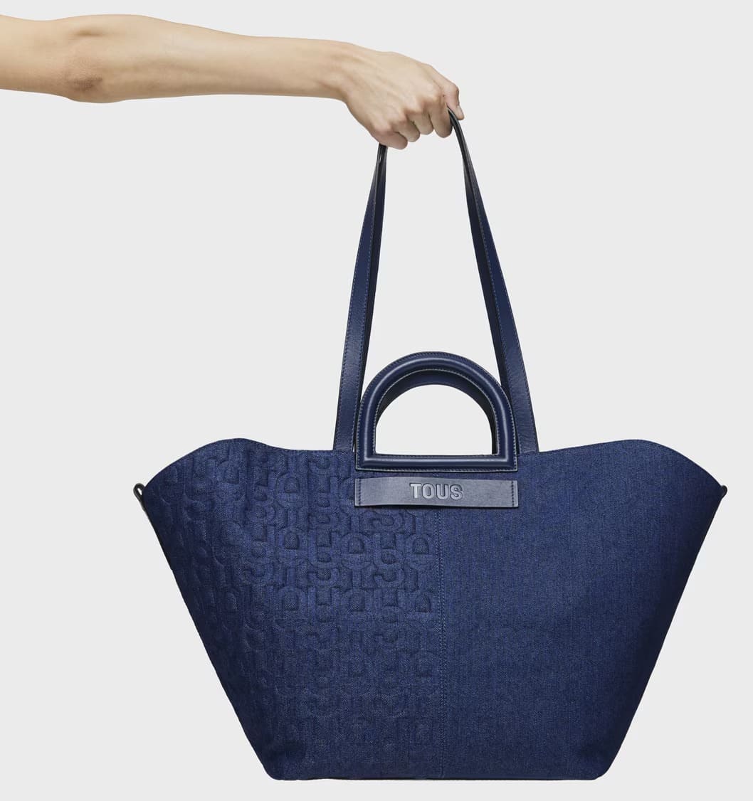 El bolso maxi saca azul Tous Afterlife
