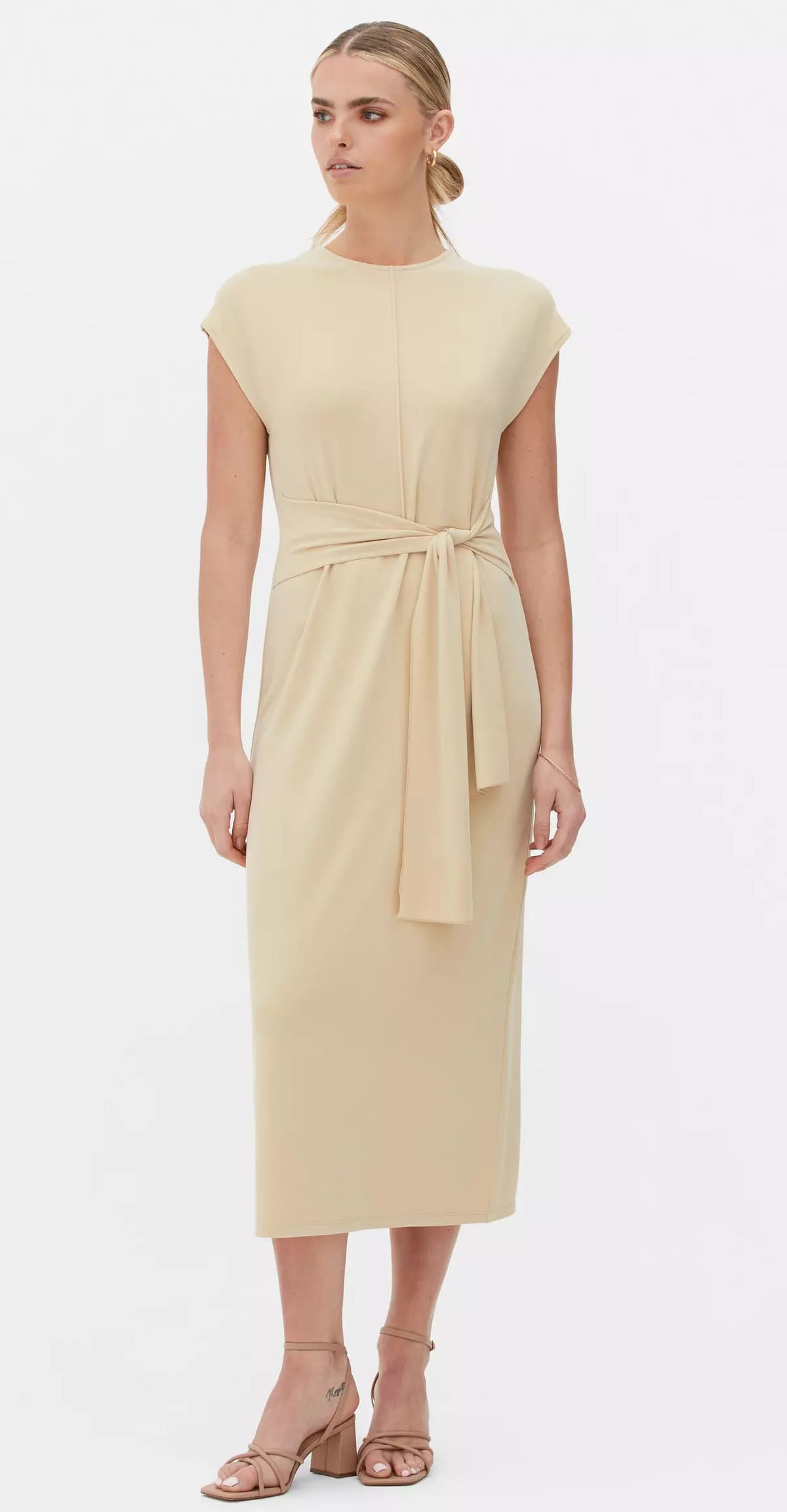 El vestido de punto con lazada de The Edit de Primark