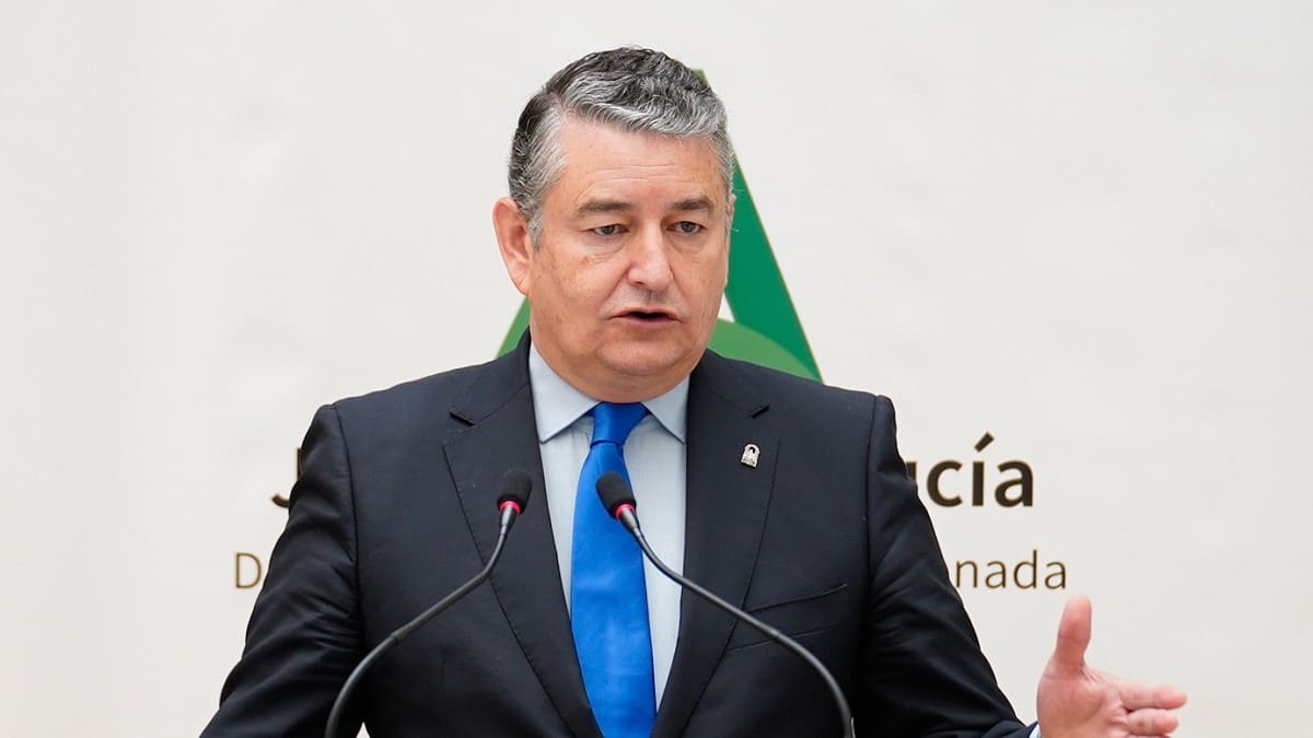 El consejero de la Presidencia de la Junta de Andalucía, Antonio Sanz