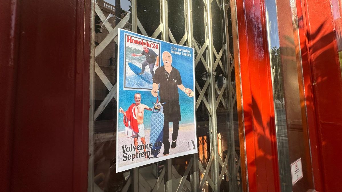 Cartel de la Moderna de cierre por vacaciones 3