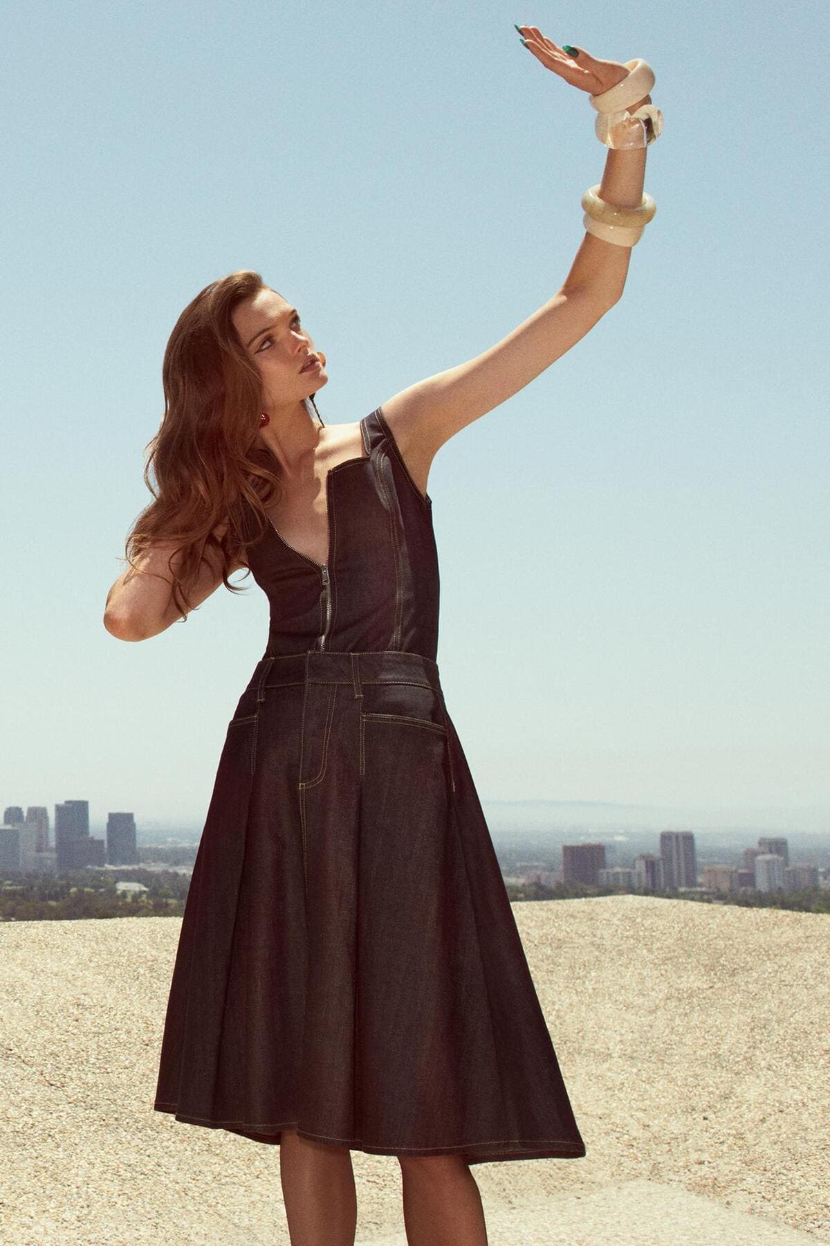 El nuevo conjunto denim de top y falda de Zara