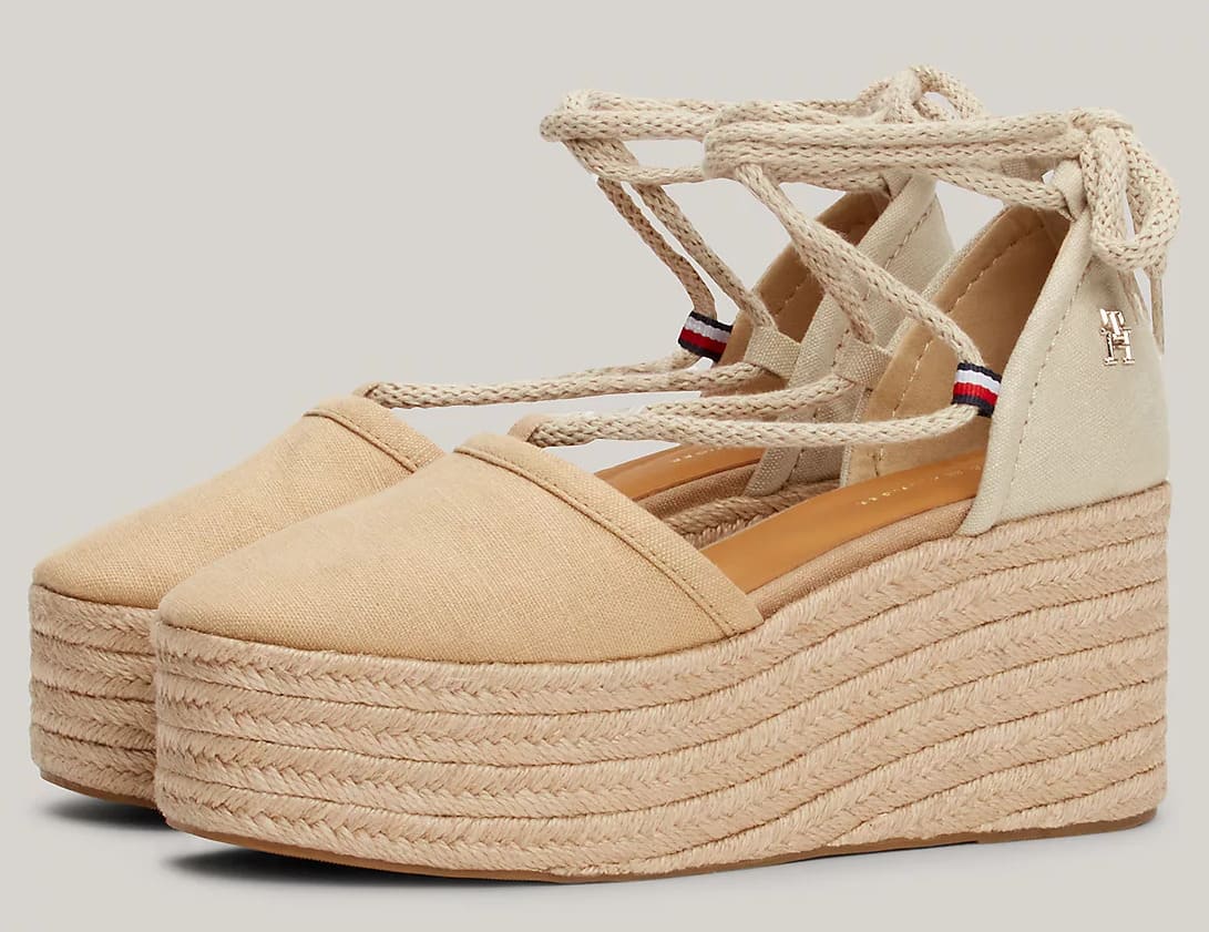 Las sandalias de cuña en lino y cuerda de Tommy Hilfiger