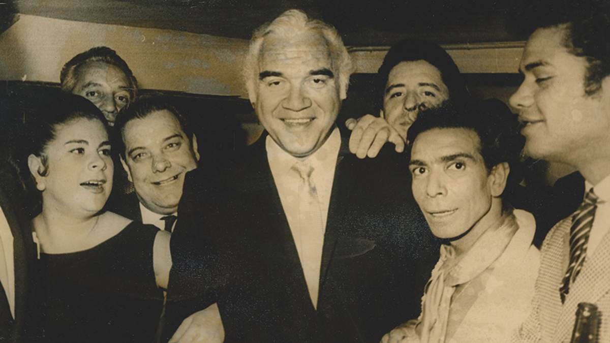 La Paquera de Jerez, junto a Lorne Hyman (en el centro), el actor protagonista de la serie 'Bonanza'