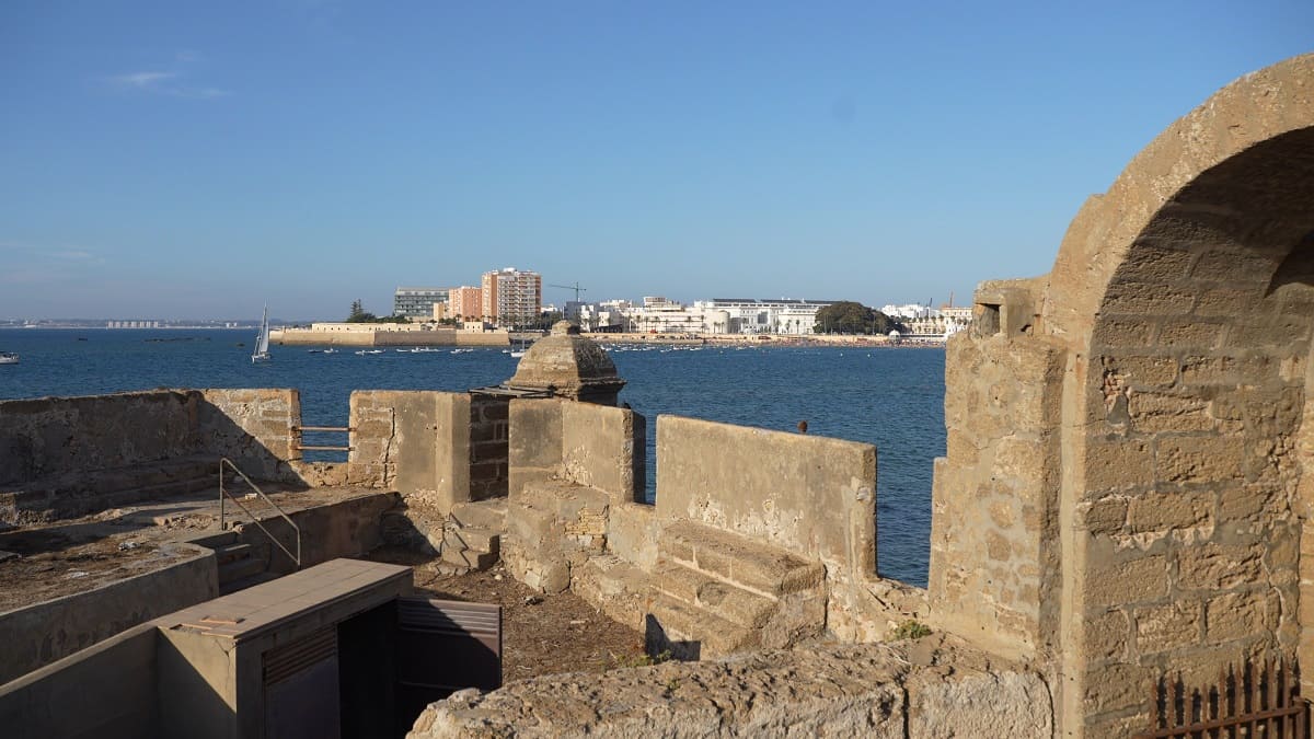 El Castillo de San Sebastián, un lugar emblemático en Cádiz | Cristo García