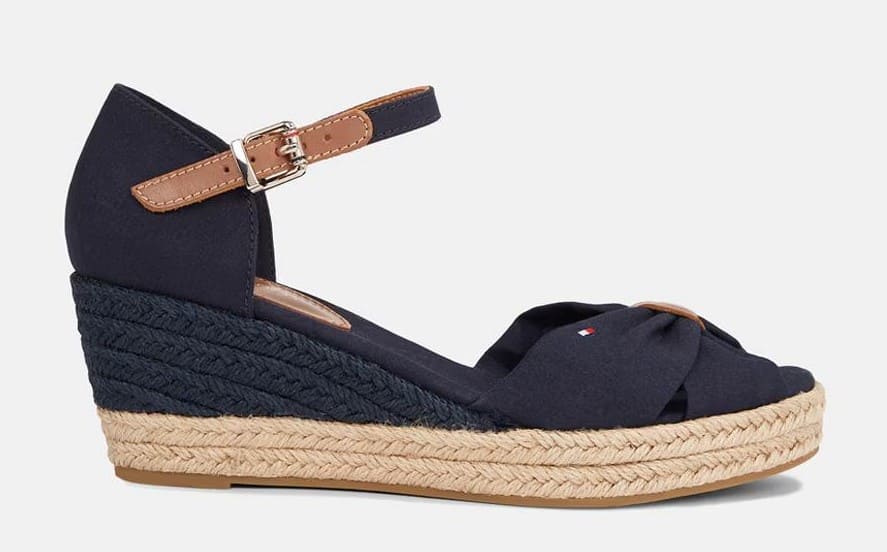 Sandalias de cuña en material textil